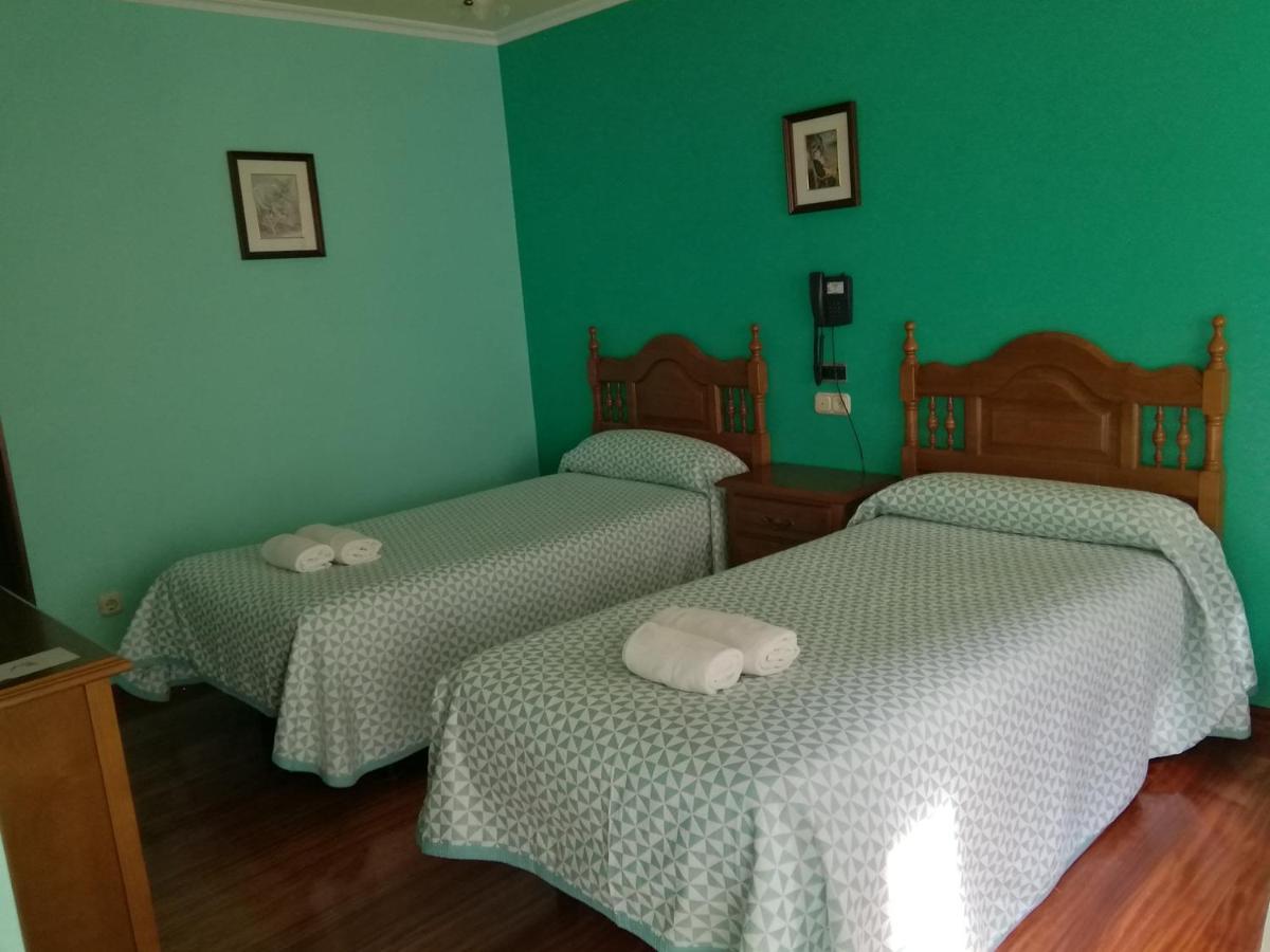 Pico Sacro I Hostal-Pension Santiago De Compostela Eksteriør billede