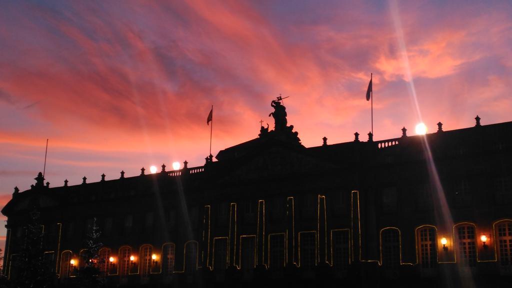 Pico Sacro I Hostal-Pension Santiago De Compostela Eksteriør billede